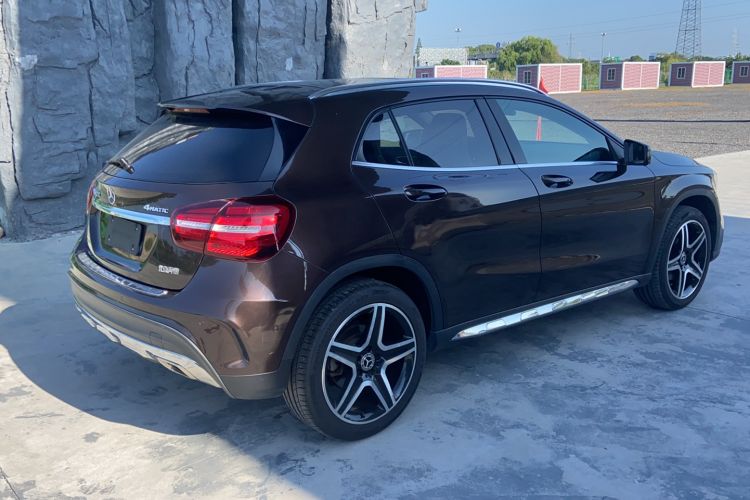 Used Mercedes-Benz GLA 2017 GLA 220 4MATIC Fashion Model
