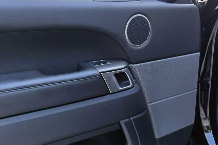 Used Land Rover Range Rover Sport 2017 3.0 SC V6 SE
