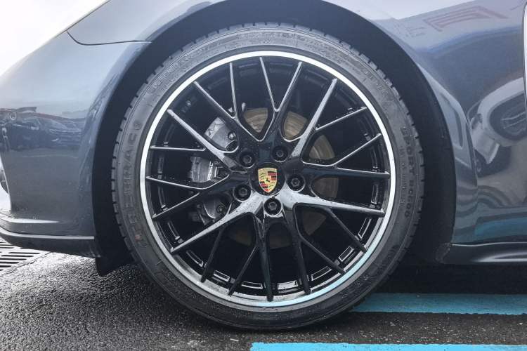 Used Porsche Panamera 2017 Panamera Executive Long Wheelbase 3.0T