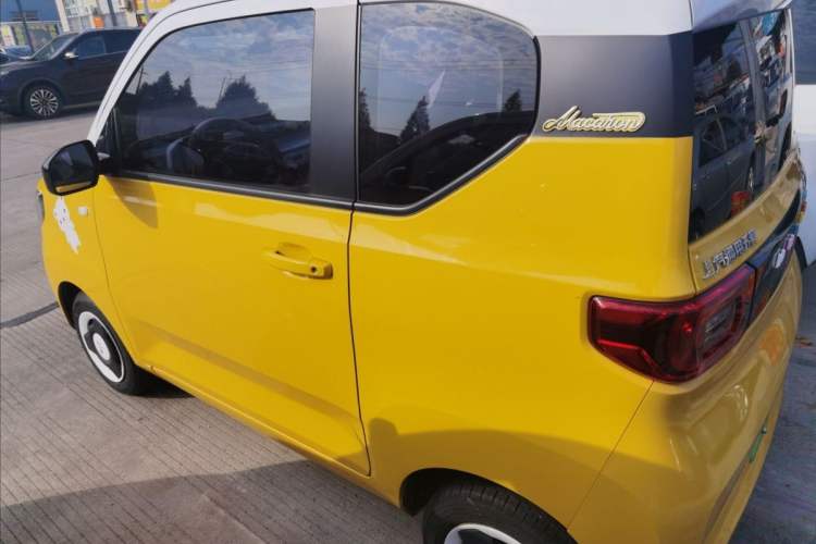 Used Wuling Hongguang MINIEV 2021 Macaron Premium Model – Lithium Iron Phosphate
