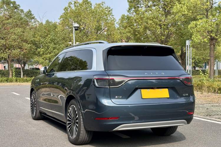 Used Hima AITO M9 2024 Range-Extended Ultra Version 52 kWh 5-Seater Model
