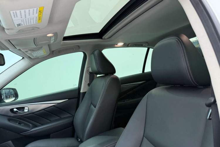 Used Infiniti Q50L 2022 2.0T Enjoyment Edition
