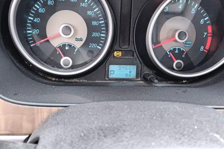 Used Buick Excelle 2015 1.5L Automatic Classic Model
