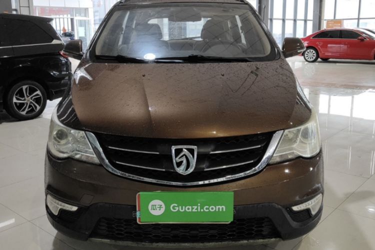 Used Baojun 730 2015 1.8L Manual Luxury Navigation ESP Version 7-seater

