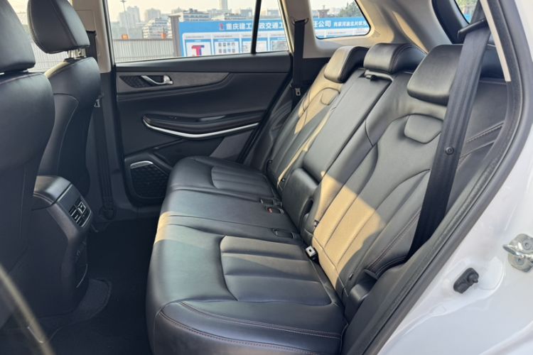 Used Changan CS75 2022 Blue Whale Edition 1.5T DCT Luxury Model
