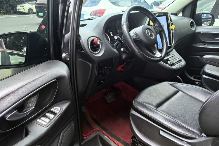 Used Mercedes-Benz Vito 2016 2.0T Business Edition
