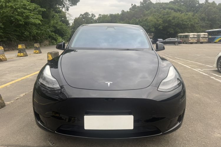 Used Tesla Model Y 2022 Rear-Wheel-Drive Version
