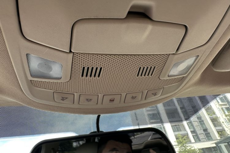 Used Ford Edge 2016 EcoBoost 245 Two-Wheel-Drive Titanium 5-Seater
