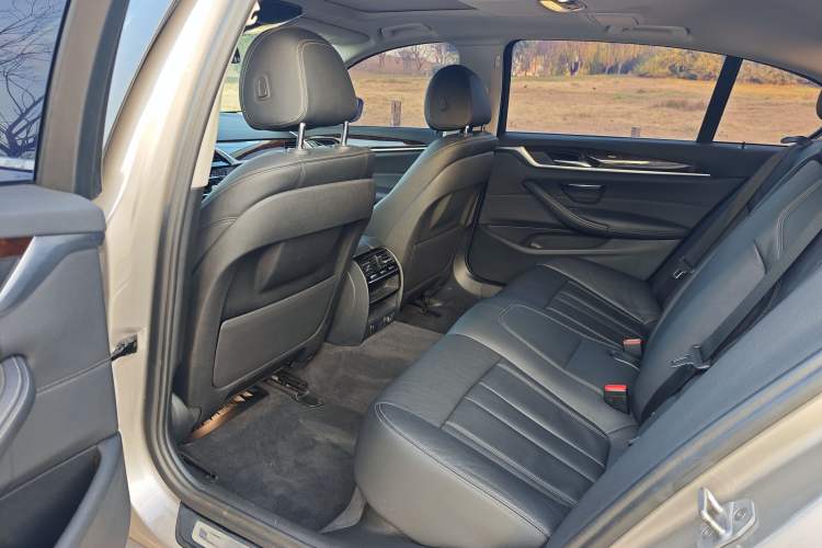 Used BMW 5 Series 2018 528Li Launch Special Edition
