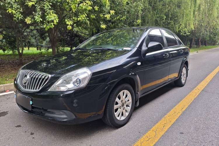 Used Buick Excelle 2015 1.5L Manual Classic Trim
