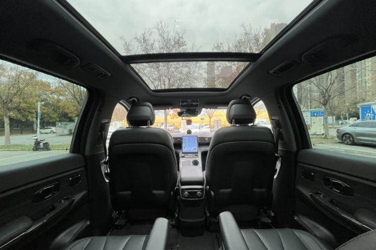 Used Nio ES8 2020 450 km Range 6-Seater Version
