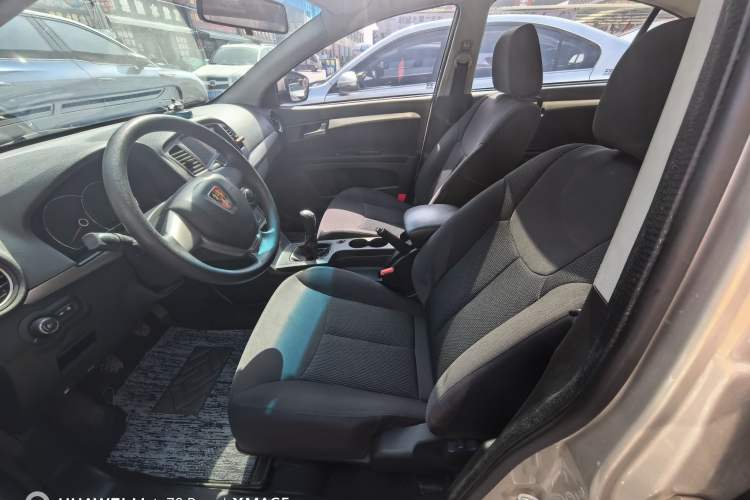 Used Roewe 350 2015 1.5L Manual Luxury Sunroof Edition