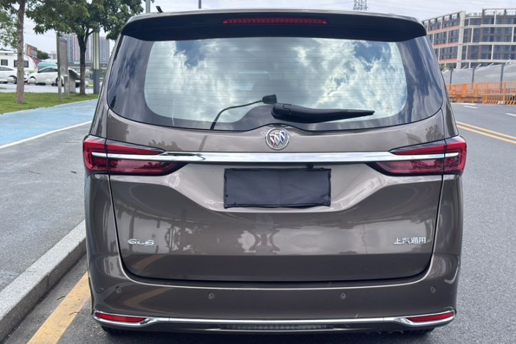 Used Buick GL8 2023 Land Executive Class Comfort Model