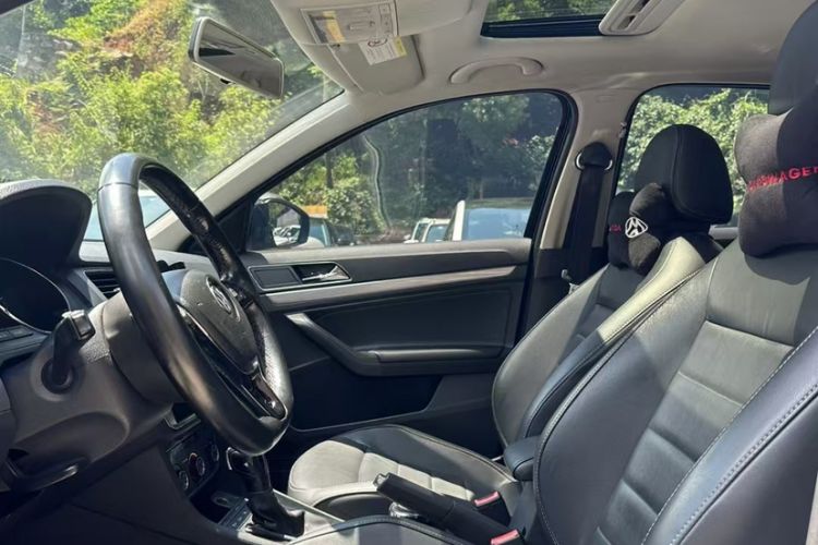 Used Volkswagen Lavida 2017 230TSI DSG Comfort Edition
