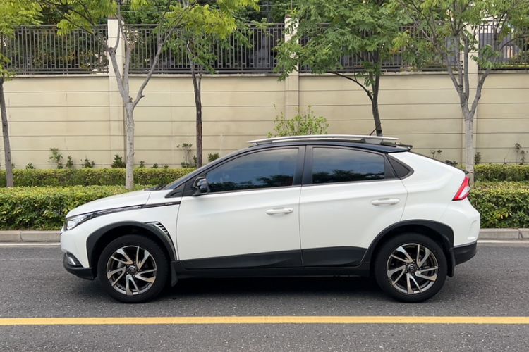 Used Luxgen U5 SUV 2017 1.6L Manual MingShi Edition