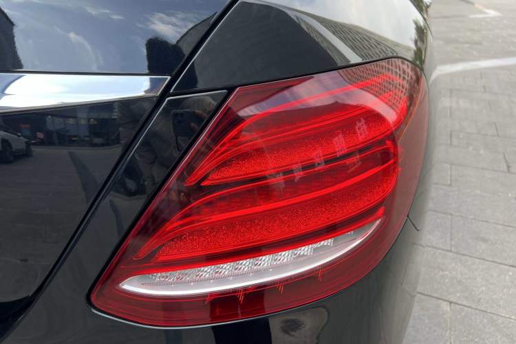 Used Mercedes-Benz E-Class 2019 E 300 L Stylish Model
