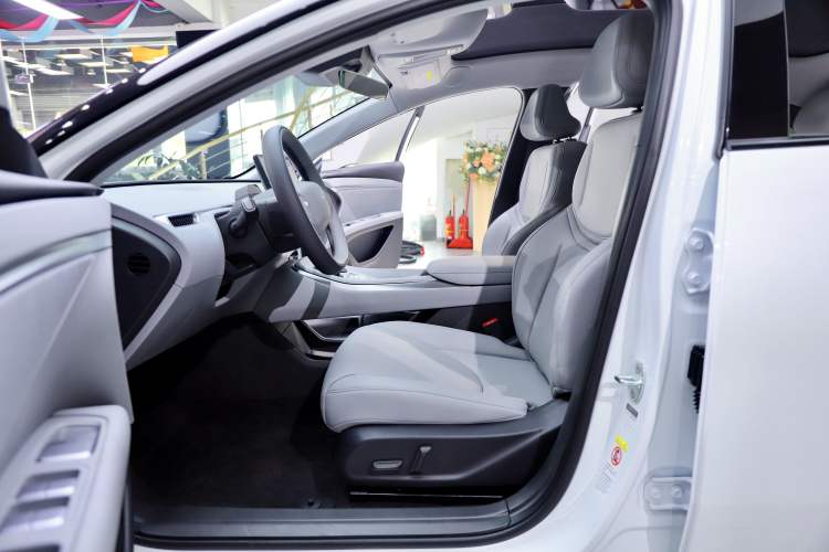 Used XPeng MONA M03 2024 620 with Ultra-Long Range