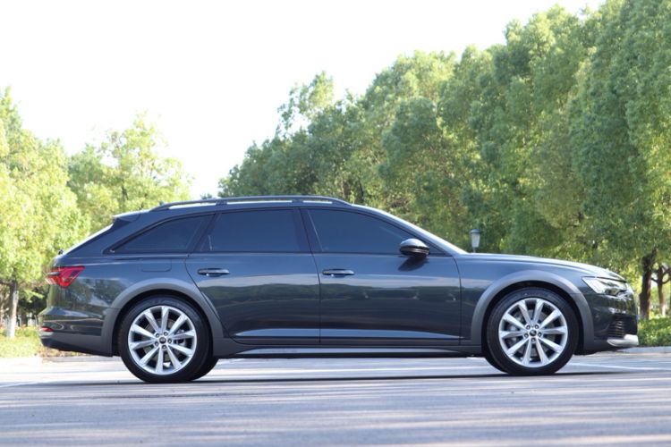 Used Audi A6 2023 allroad quattro 55 TFSI Prestige Off-Road Model
