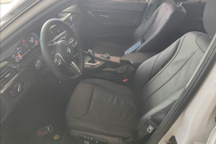 Used BMW 3 Series 2015 320Li Luxury Design Package Premium Edition
