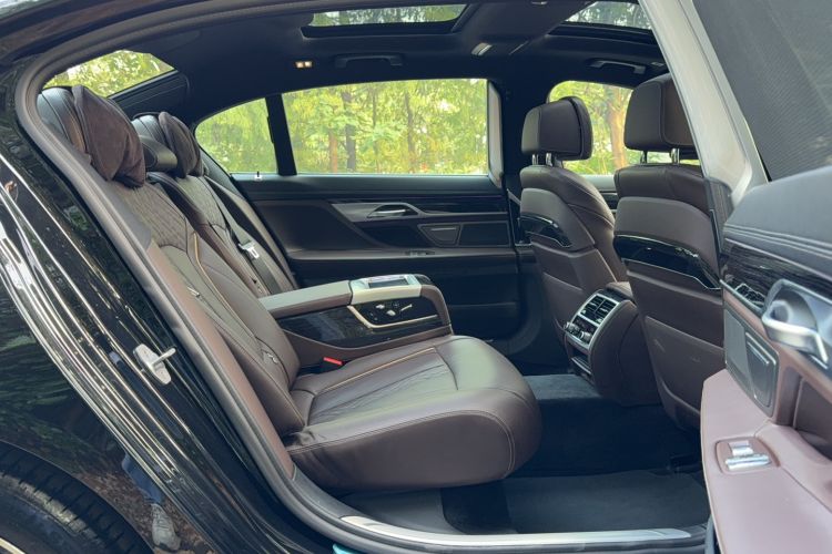 Used BMW 7 Series 2019 730Li M Sport Package
