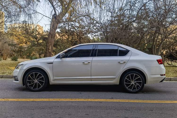 Used Skoda Octavia 2020 TSI280 DSG SmartDrive Luxury Edition
