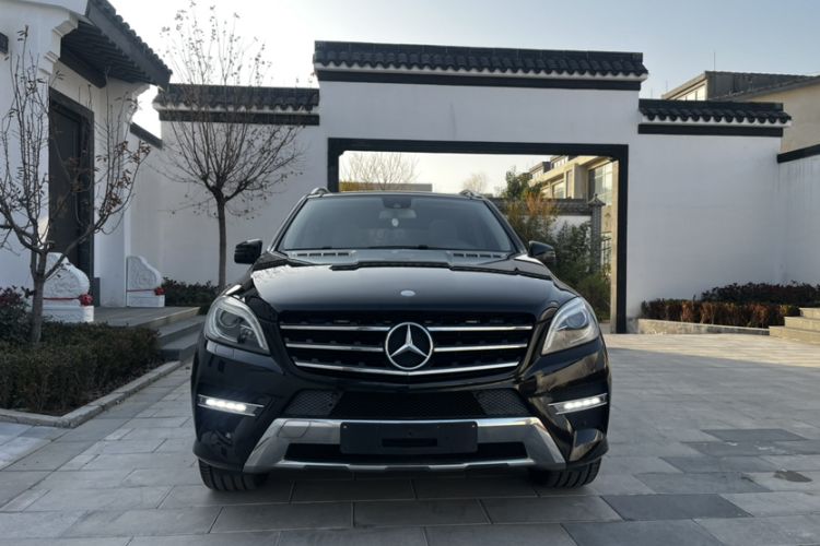 Used Mercedes-Benz M-Class 2015 ML 400 4MATIC Dynamic Model
