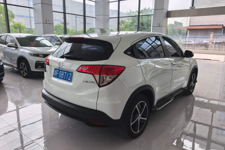 Used Honda Vezel 2020 1.5L CVT Pioneer Edition
