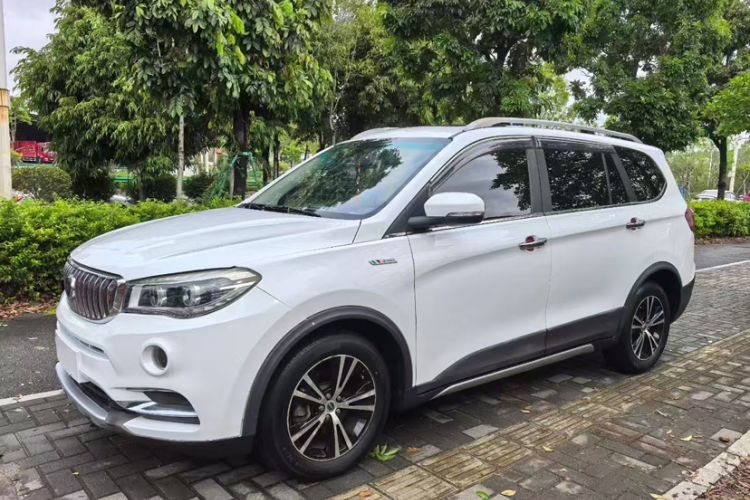 Used SWM X7 2018 Revised Version 1.8L Manual Comfort Edition 7 Seats

