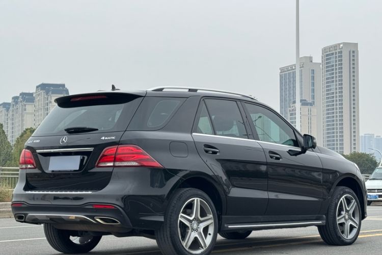 Used Mercedes-Benz GLE 2015 GLE 400 4MATIC
