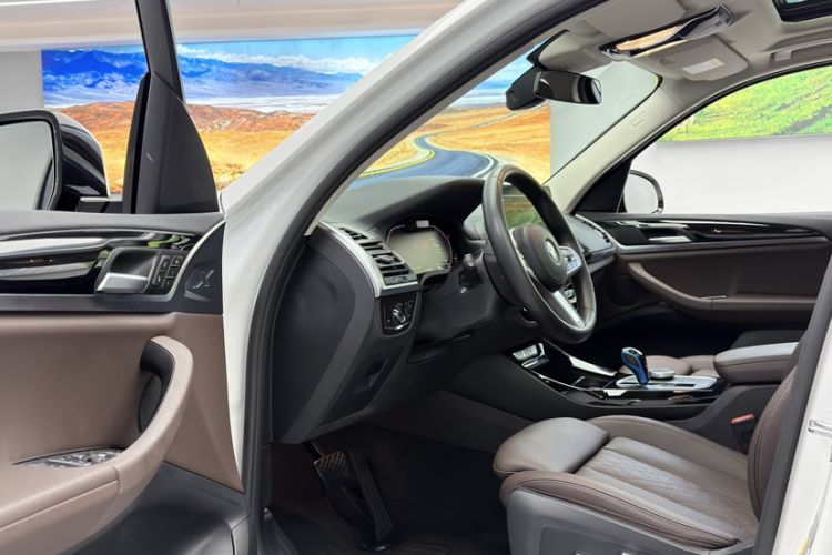 Used BMW iX3 2022 Leading Model
