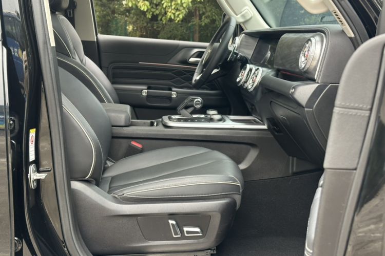 Used Tank 300 2021 City Edition 2.0T—Truly Stylish