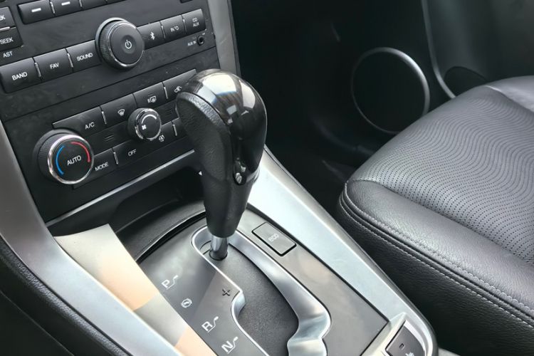 Used Chevrolet Captiva 2014 2.4L 4x4 Flagship Edition 7 Seats
