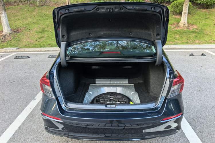 Used Honda Civic 2023 240TURBO CVT Dynamic Edition
