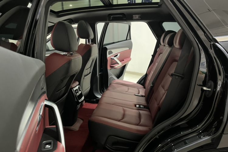 Used JETOUR X70 PLUS 2025 1.5T CVT Flagship PRO 7-Seater