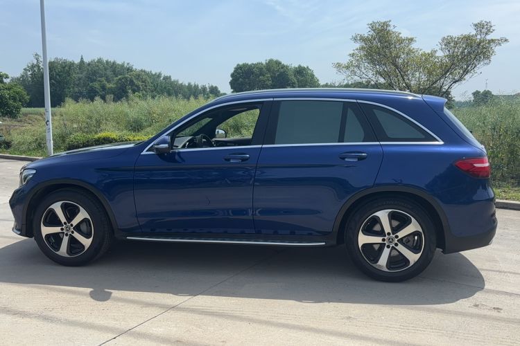 Used Mercedes-Benz GLC 2018 GLC 260 4MATIC Luxury Model
