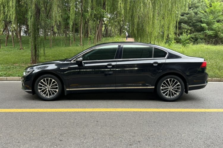 Used Volkswagen Magotan 2020 330TSI DSG Luxury Edition
