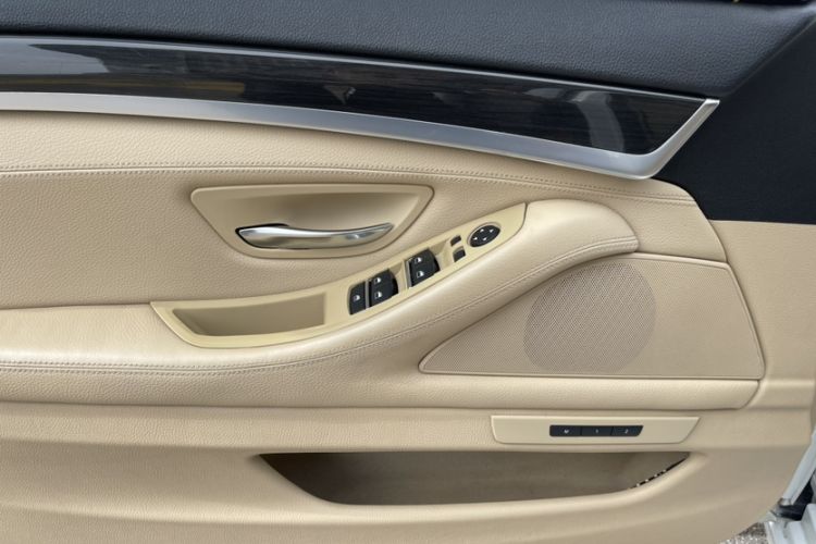 Used BMW 5 Series 2014 525Li Luxury Design Package