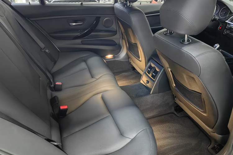 Used BMW 3 Series 2016 316Li Fashion Model
