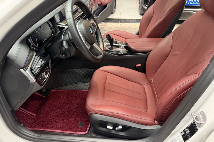 Used BMW 5 Series 2018 Restyled 530Li Leading Edition M Sport Package
