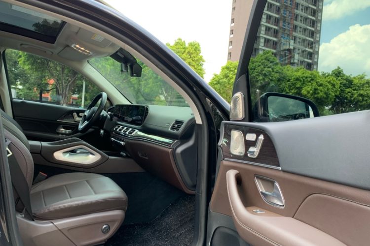 Used Mercedes-Benz GLE 2023 GLE 350 4MATIC Stylish Model
