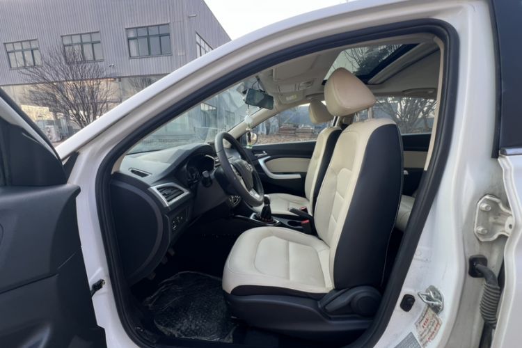 Used Changan Alsvin V7 2016 1.6L Manual Enjoyment Model China V Standard
