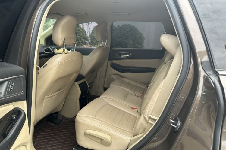 Used Ford Edge 2016 EcoBoost 245 Two-Wheel-Drive Titanium 5-Seater
