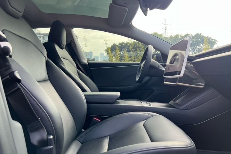 Used Tesla Model 3 2023 Rear-Wheel-Drive Version
