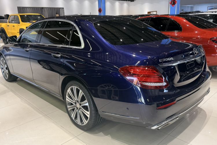 Used Mercedes-Benz E-Class 2016 E 300 L Luxury Model
