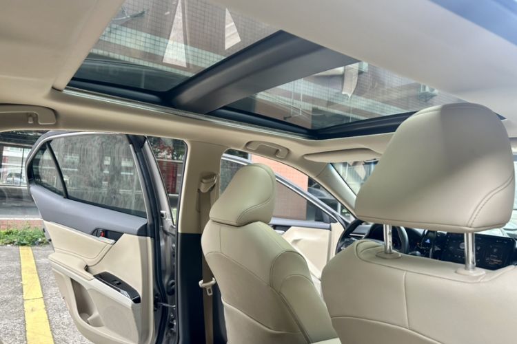 Used Toyota Camry 2021 Dual-Motor 2.5HG Luxury Edition
