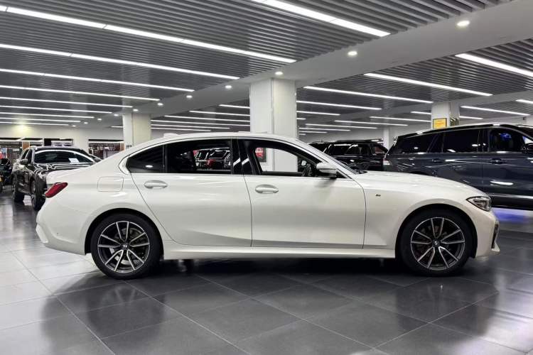 Used BMW 3 Series 2021 Restyled 325Li M Sport Package

