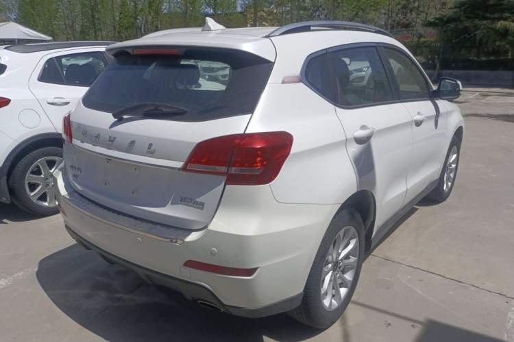 Used Haval H2 2017 Red-Label 1.5T Automatic Two-Wheel Drive Luxury Model
