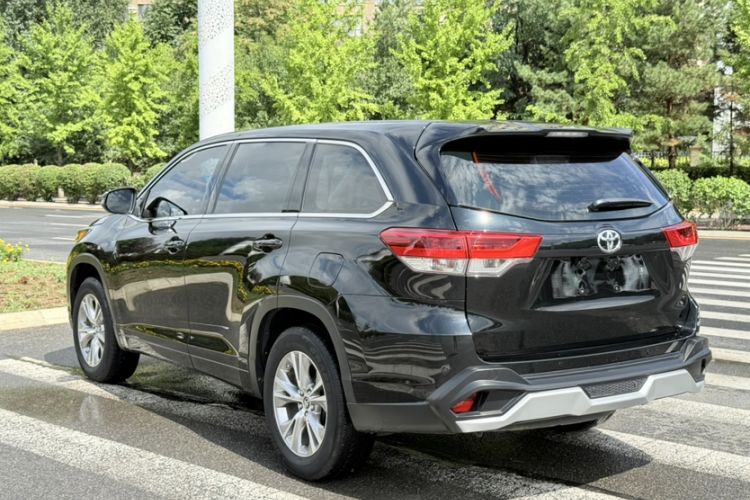 Used Toyota Highlander 2018 2.0T Four-Wheel Drive Elite Edition 7 Seats China V Standard