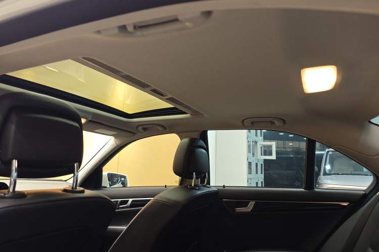 Used Mercedes-Benz C-Class 2013 C 180 Classic Grand Edition