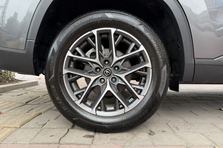 Used Changan CS75 PLUS 2022 2nd Generation 1.5T Automatic Prestige Version
